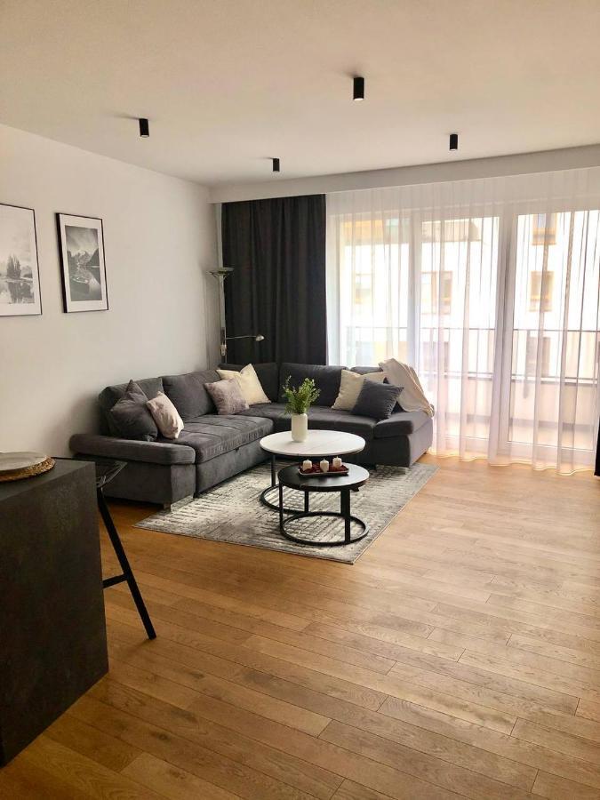 Apartaments Airport Okecie Premium Varsovia Exterior foto